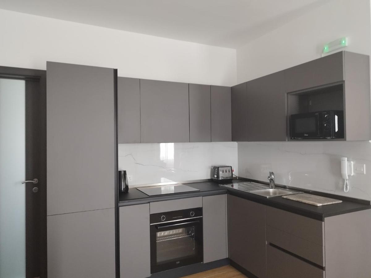 Coral Reef Apartments San Pawl il-Baħar Eksteriør billede